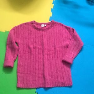 Gap sweater